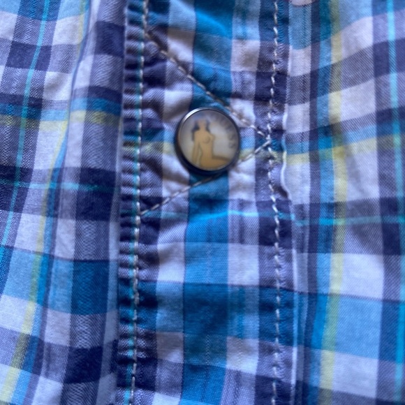 Vintage guess buttoned down flannel - Picture 2 of 5